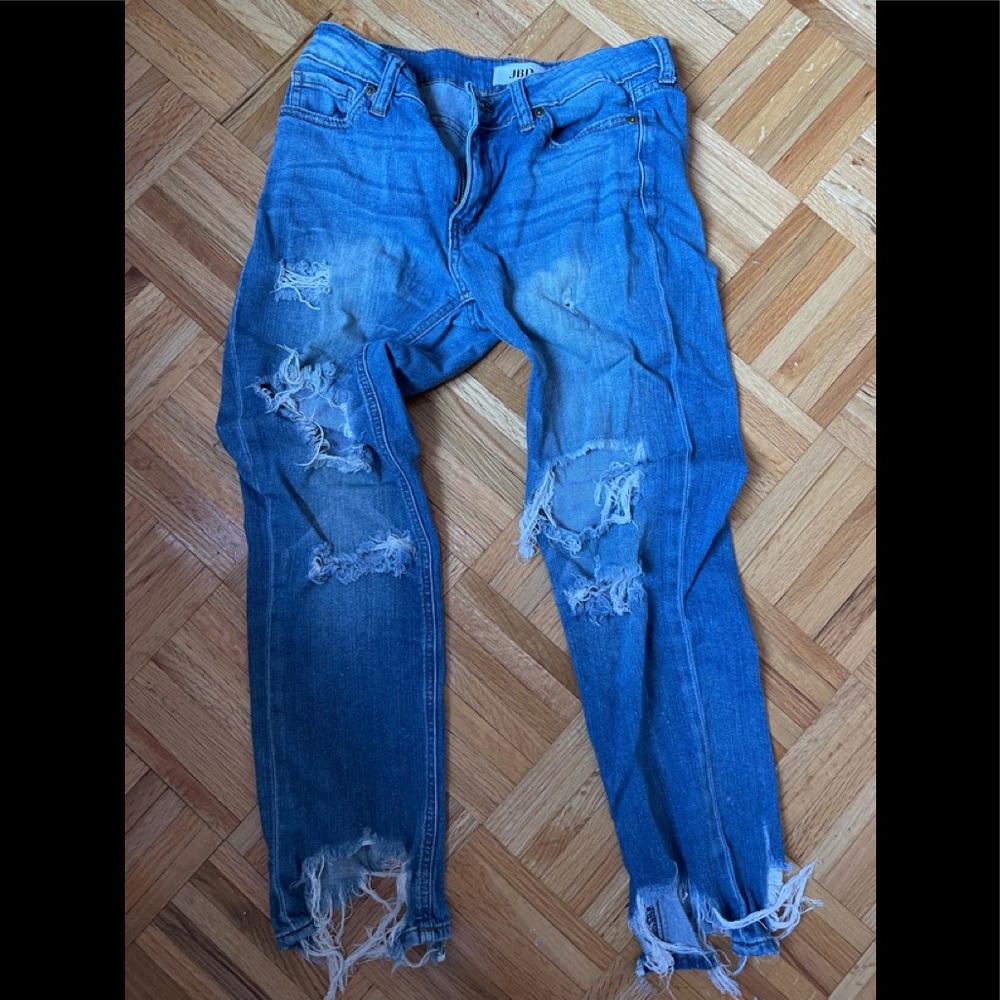 Ripped jeans